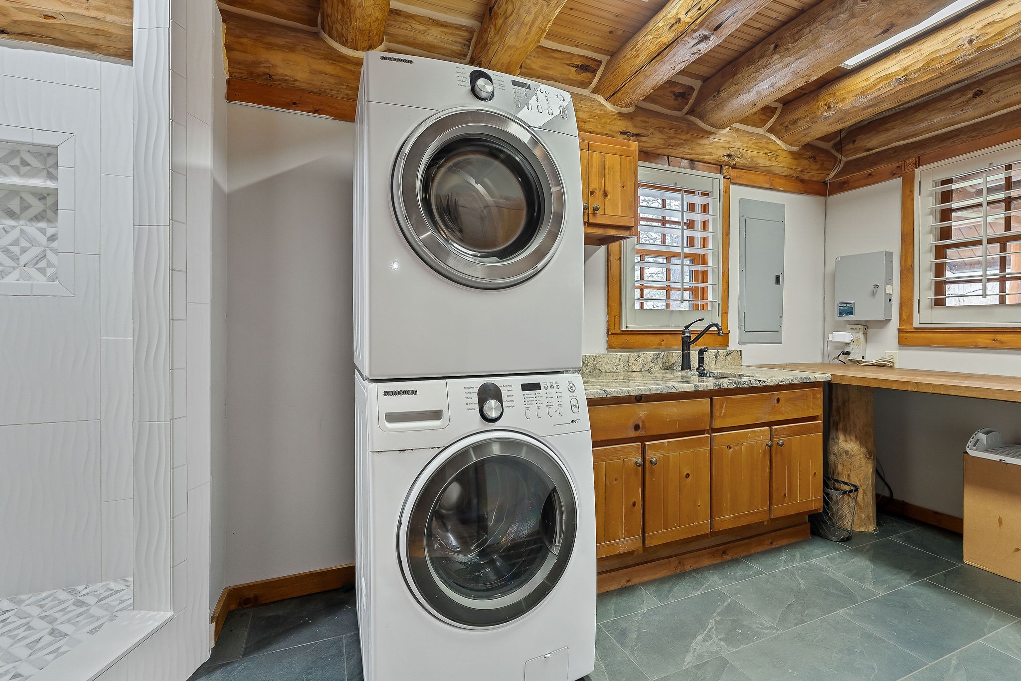 562 Rocky Ridge Road East Rock Island, TN 38581 - Photo 51 of 69 a utility room with sink dryer and washer