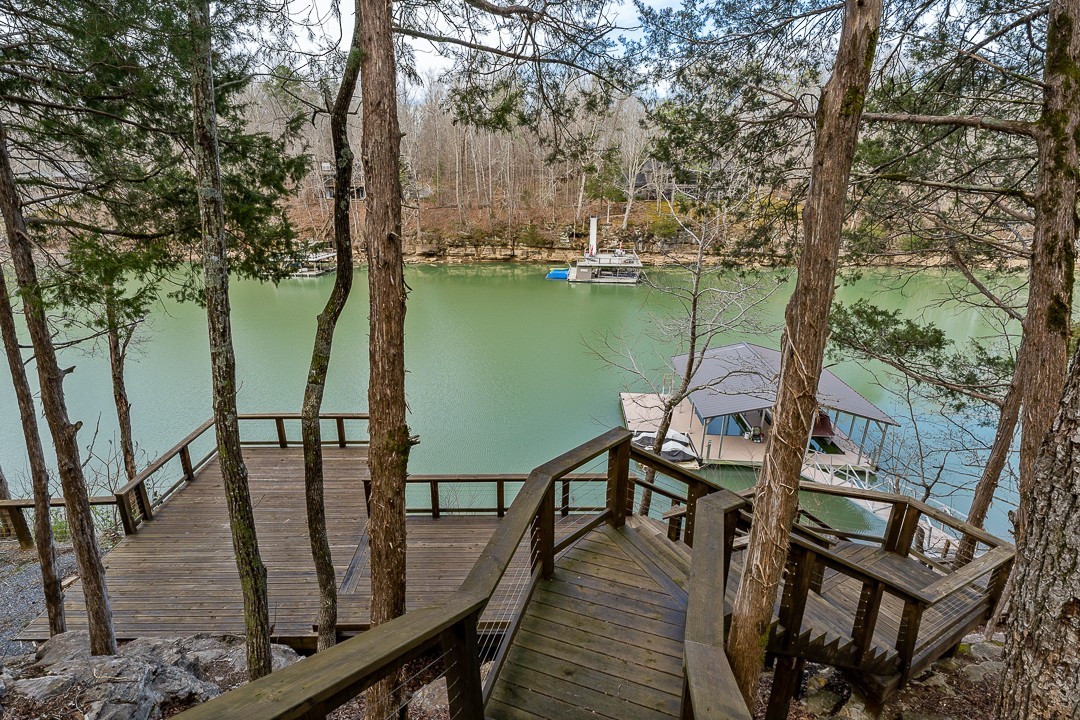 562 Rocky Ridge Road East Rock Island, TN 38581 - Photo 6 of 69 a view of a balcony with chairs
