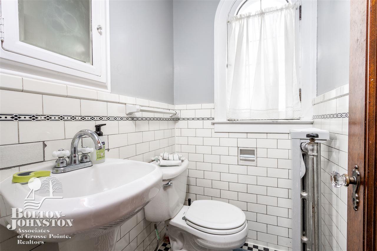 580-582 Neff Road Grosse Pointe, MI 48230 - Photo 51 of 68