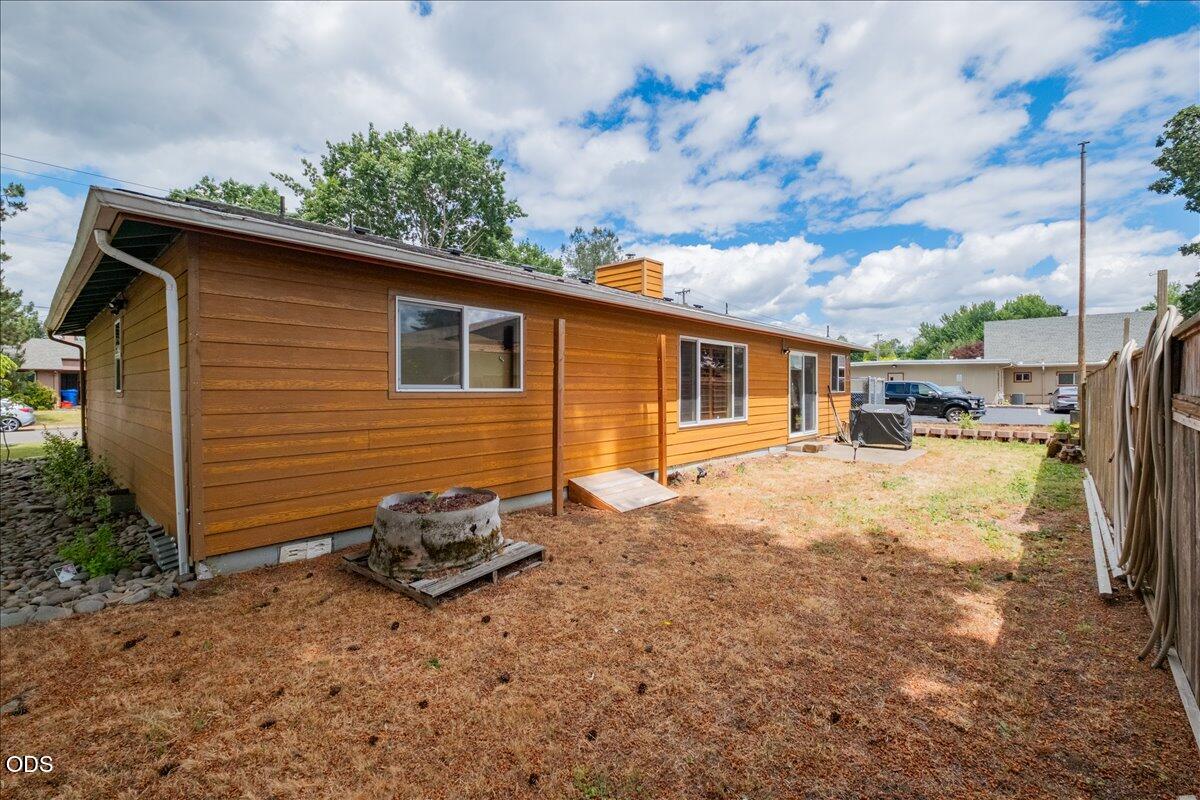 1130 Baxter Road Southeast Salem, OR 97306 - Photo 28 of 33