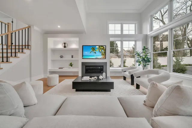 $1,499,000 | 18 William Street, Closter, NJ 07624