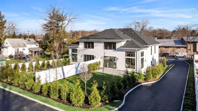 $1,499,000 | 18 William Street, Closter, NJ 07624