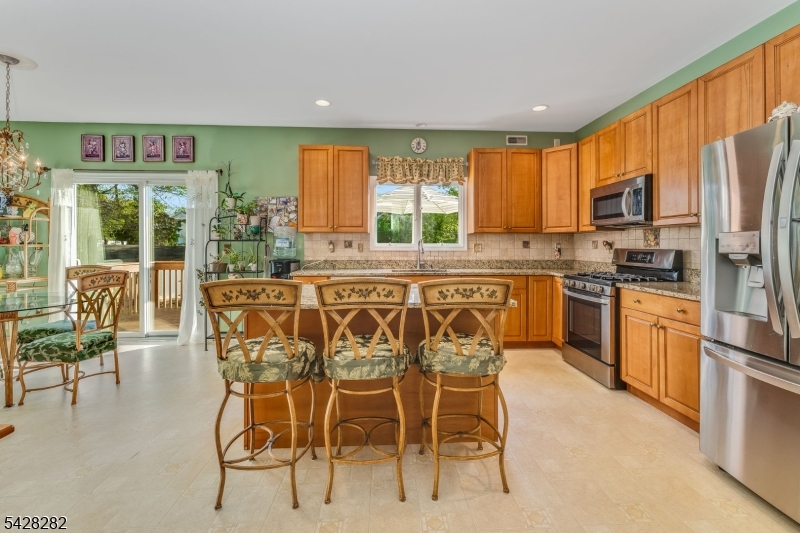 23 Oakridge Road Washington, NJ 07882 - Photo 12 of 30