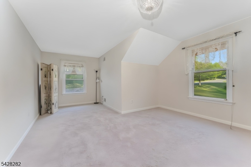 23 Oakridge Road Washington, NJ 07882 - Photo 19 of 30