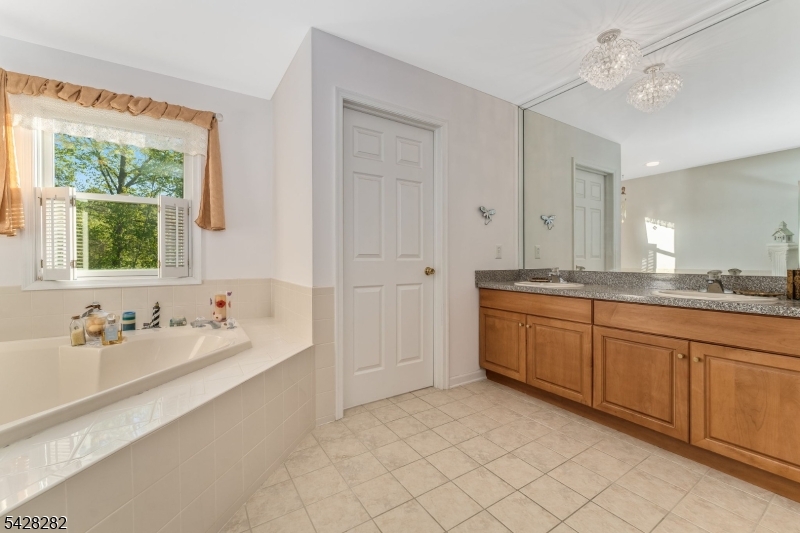 23 Oakridge Road Washington, NJ 07882 - Photo 21 of 30