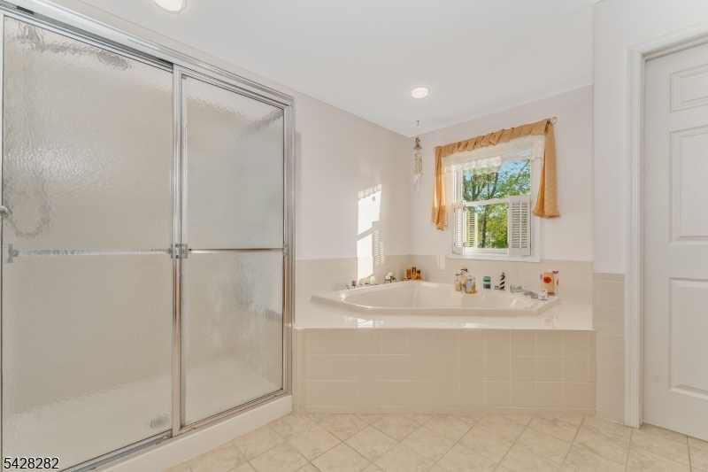 23 Oakridge Road Washington, NJ 07882 - Photo 22 of 30