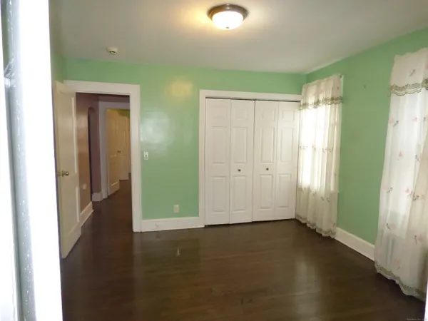 $2,300 | 1387 Norman Street, Bridgeport, CT 06604