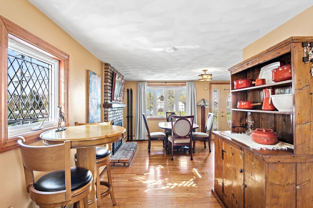 4 Jeffrey Road Billerica, MA 01821 - Photo 14 of 34 a dining room with lots of furniture and a large window