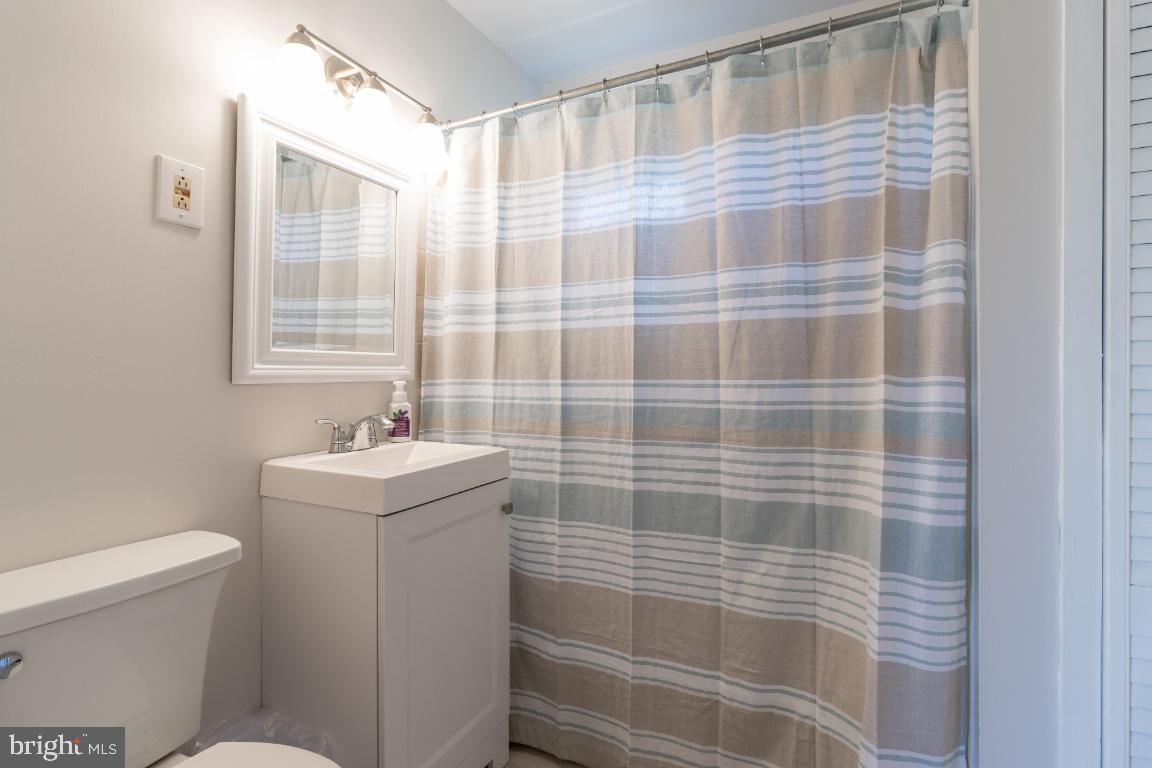 3018 Willoughby Road Baltimore, MD 21234 - Photo 26 of 48 First floor bath with new ceramic floor