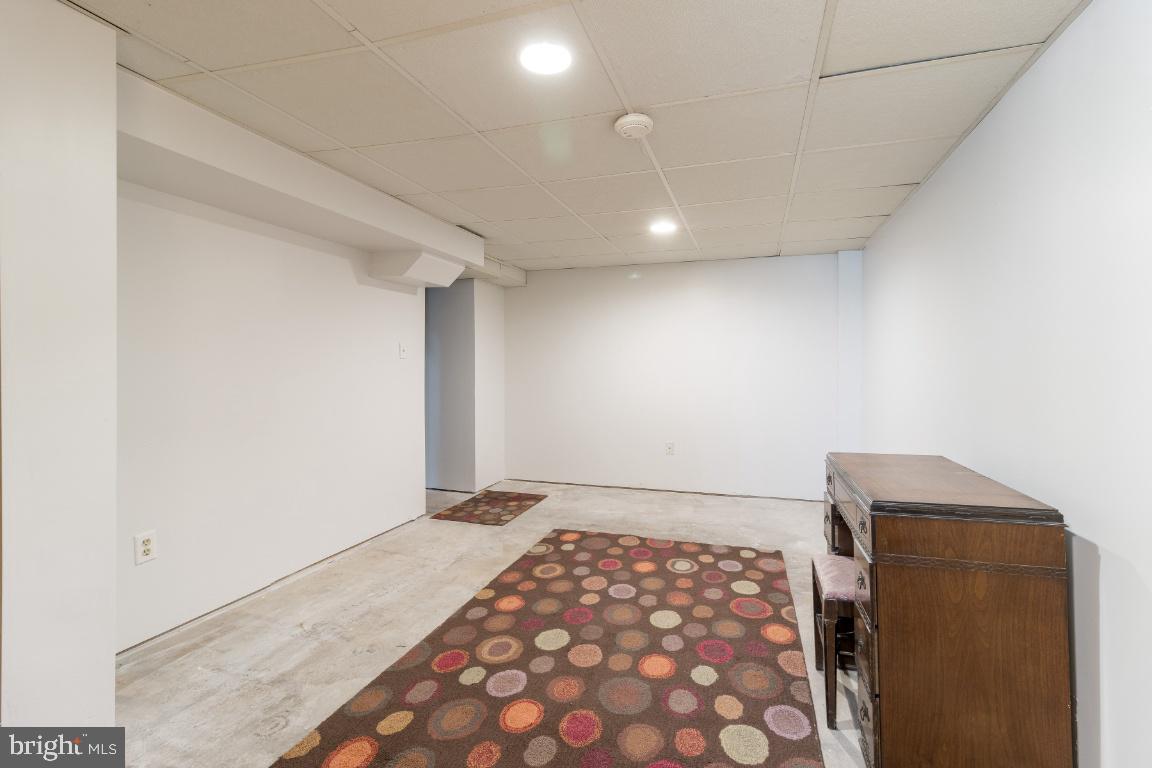 3018 Willoughby Road Baltimore, MD 21234 - Photo 39 of 48 playroom or office