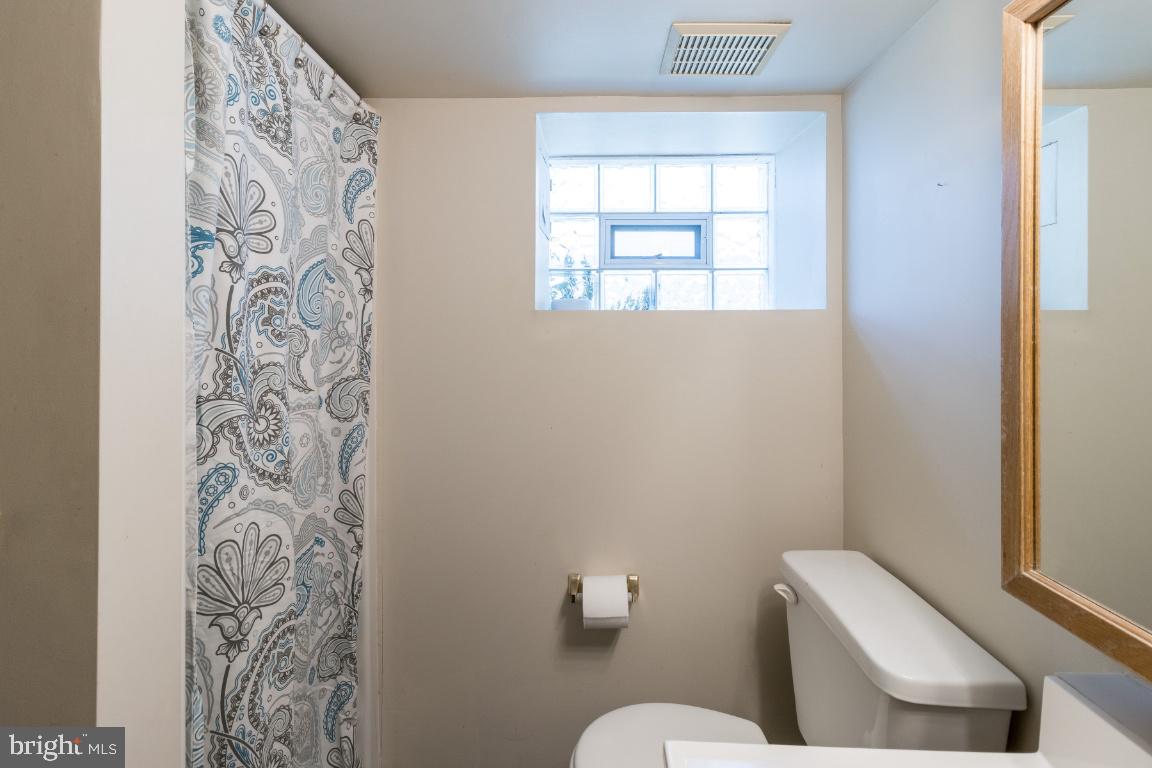 3018 Willoughby Road Baltimore, MD 21234 - Photo 41 of 48 Gallery Image 41