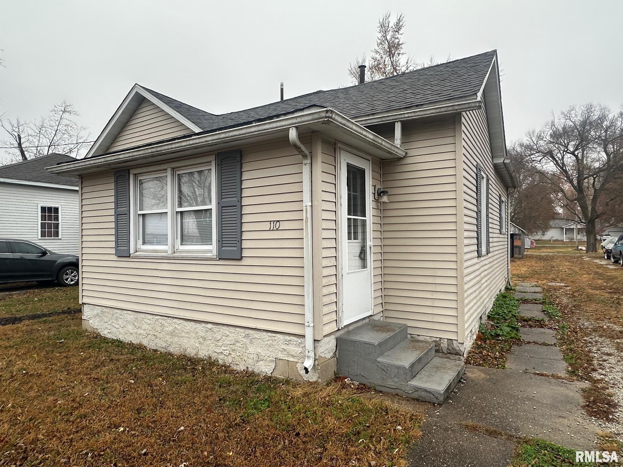 110 Chestnut Street Kincaid, IL 62540 - Photo 2 of 8