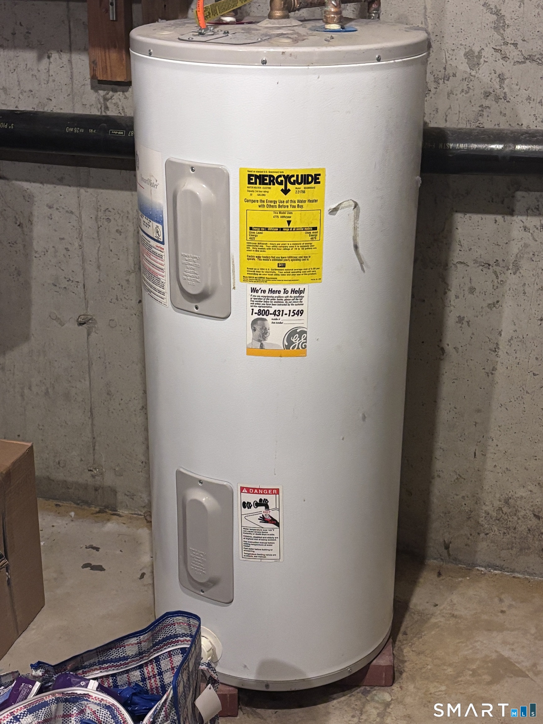 101 Madeline Avenue, Unit 33 Waterbury, CT 06708 - Photo 39 of 41 a view of bathroom