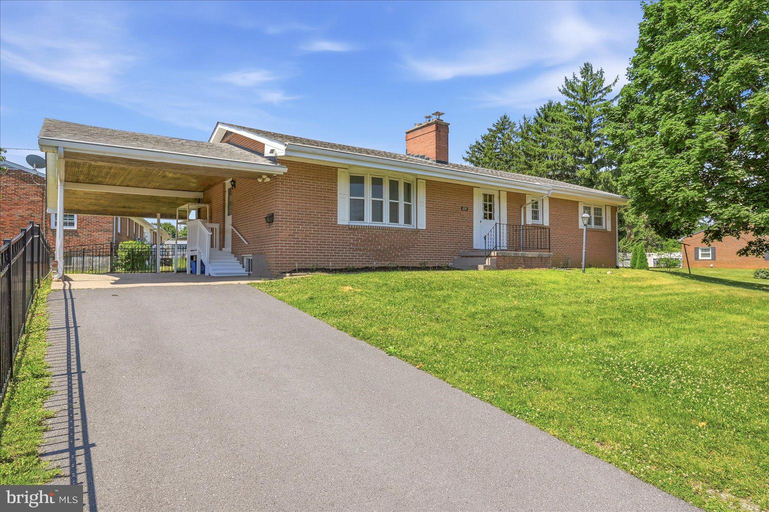 101 Locust Avenue Winchester, VA 22601 - Photo 2 of 47