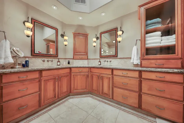 $749,000 | 149 Blue River Drive, Palm Desert, CA 92211