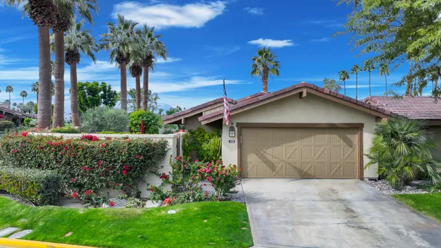 $749,000 | 149 Blue River Drive, Palm Desert, CA 92211