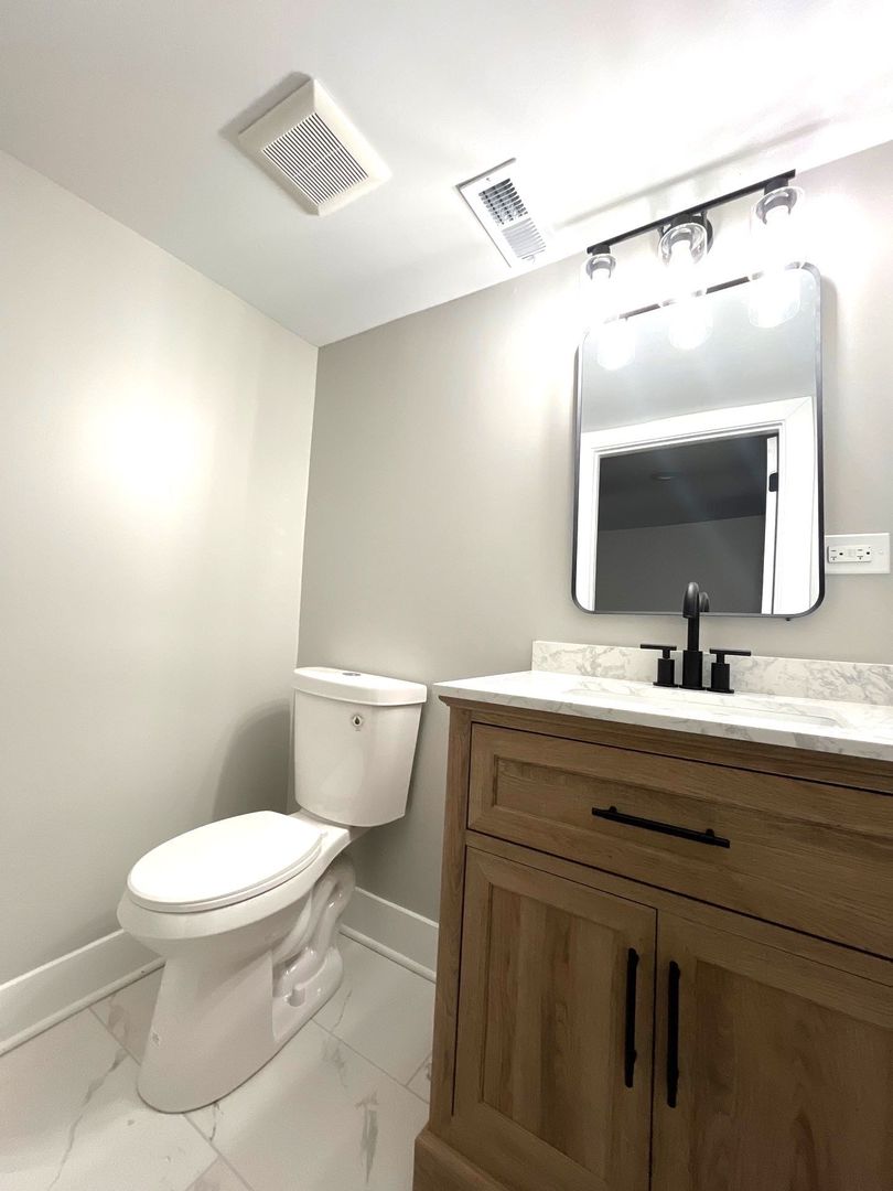 17855 Walter Street Lansing, IL 60438 - Photo 12 of 16