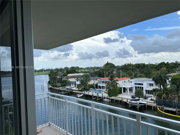 $4,250 | 9500 West Bay Harbor Drive, Unit 6A, Bay Harbor Islands, FL 33154