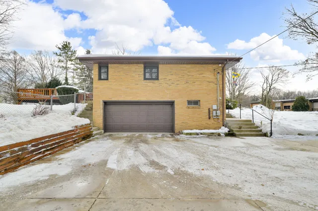 $257,000 | 117 North Fairview Avenue, Niles, MI 49120