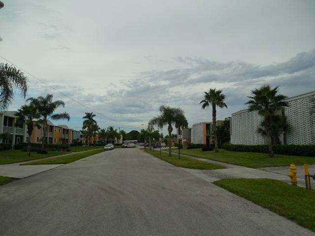 1501 Crescent Circle, Unit C20 Lake Park, FL 33403 - Photo 9 of 9 Street view