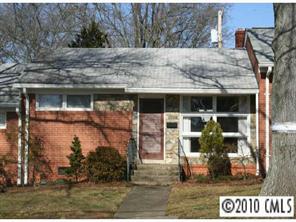 1004 Andover Road, Unit A4 Charlotte, NC 28211 - Photo 1 of 1 a front view of a house with garden