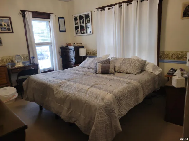 $115,000 | 394 East Hurst Street, Bushnell, IL 61422