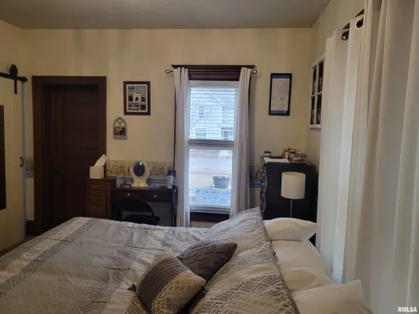 $115,000 | 394 East Hurst Street, Bushnell, IL 61422