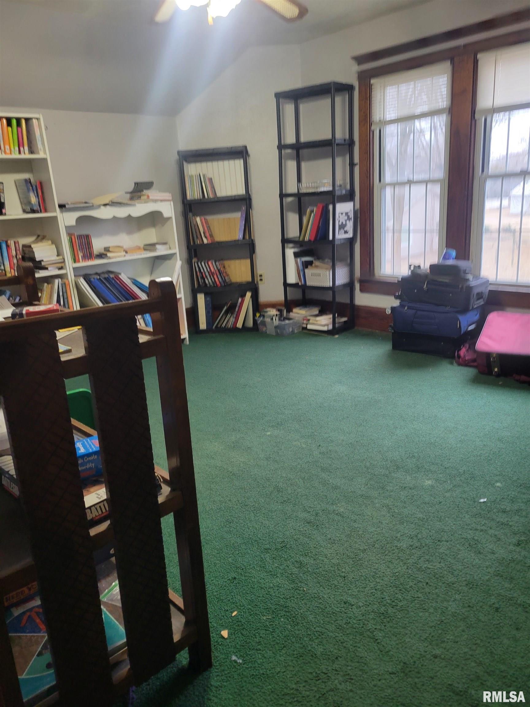 394 East Hurst Street Bushnell, IL 61422 - Photo 10 of 24