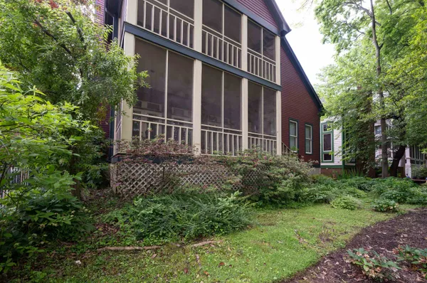 $699,000 | 805 Harbor Isle Circle West, Memphis, TN 38103