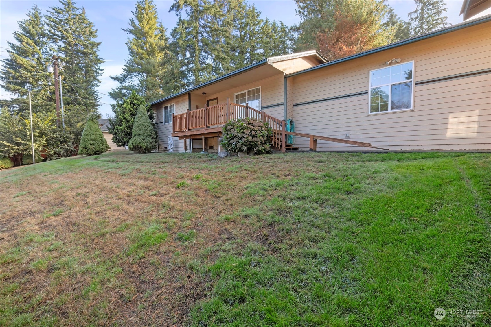 4091 Harris Road Southeast Port Orchard, WA 98366 - Photo 2 of 37 Gallery Image 2