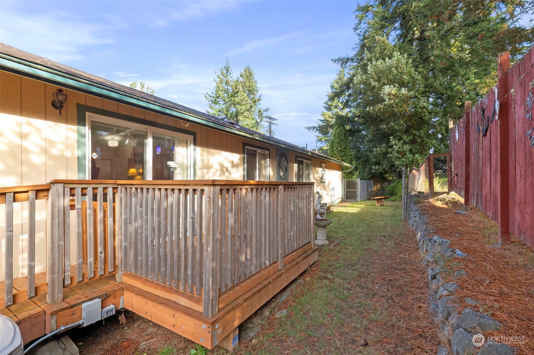 4091 Harris Road Southeast Port Orchard, WA 98366 - Photo 8 of 37 Gallery Image 8