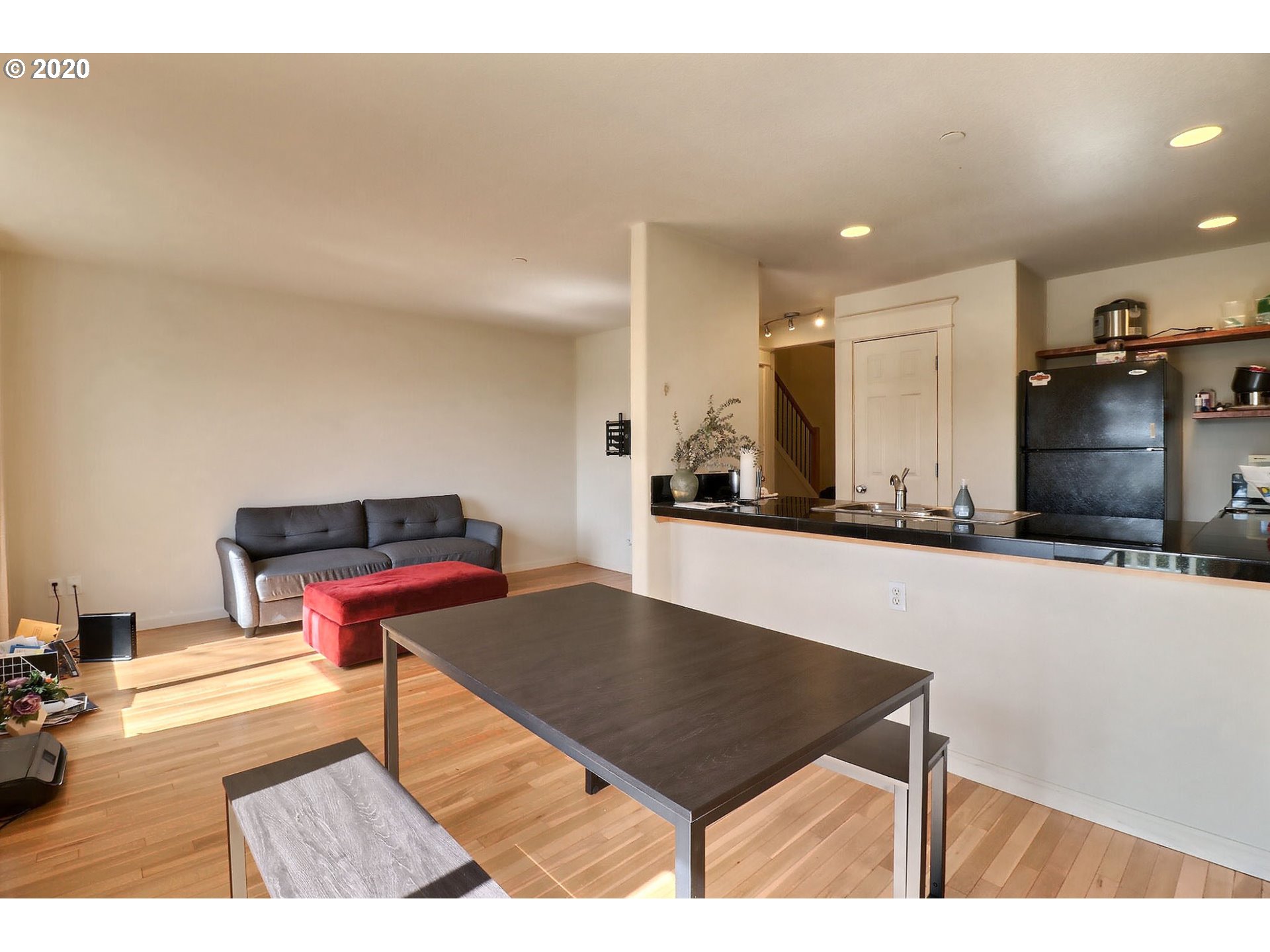 4420 South Slavin Road, Unit 3 Portland, OR 97239 - Photo 8 of 26 Dining Room