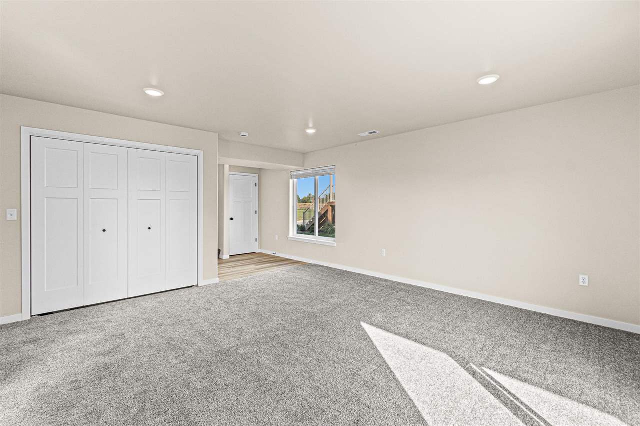 1430 Ruth Avenue North Liberty, IA 52317 - Photo 22 of 30 Gallery Image 22