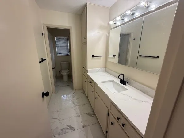 $2,495 | 6410 Clearlake Circle, Corpus Christi, TX 78413