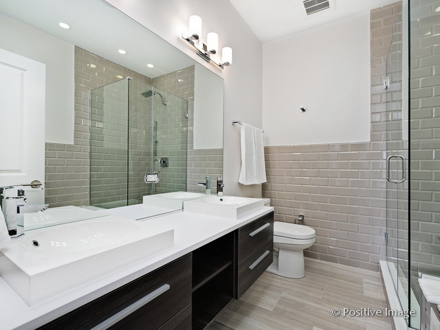 2441 West Irving Park Road, Unit 3E Chicago, IL 60618 - Photo 9 of 16