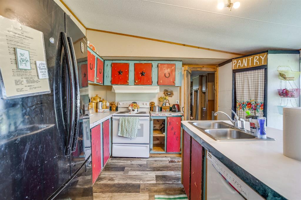 1100 Knob Road Springtown, TX 76082 - Photo 15 of 28