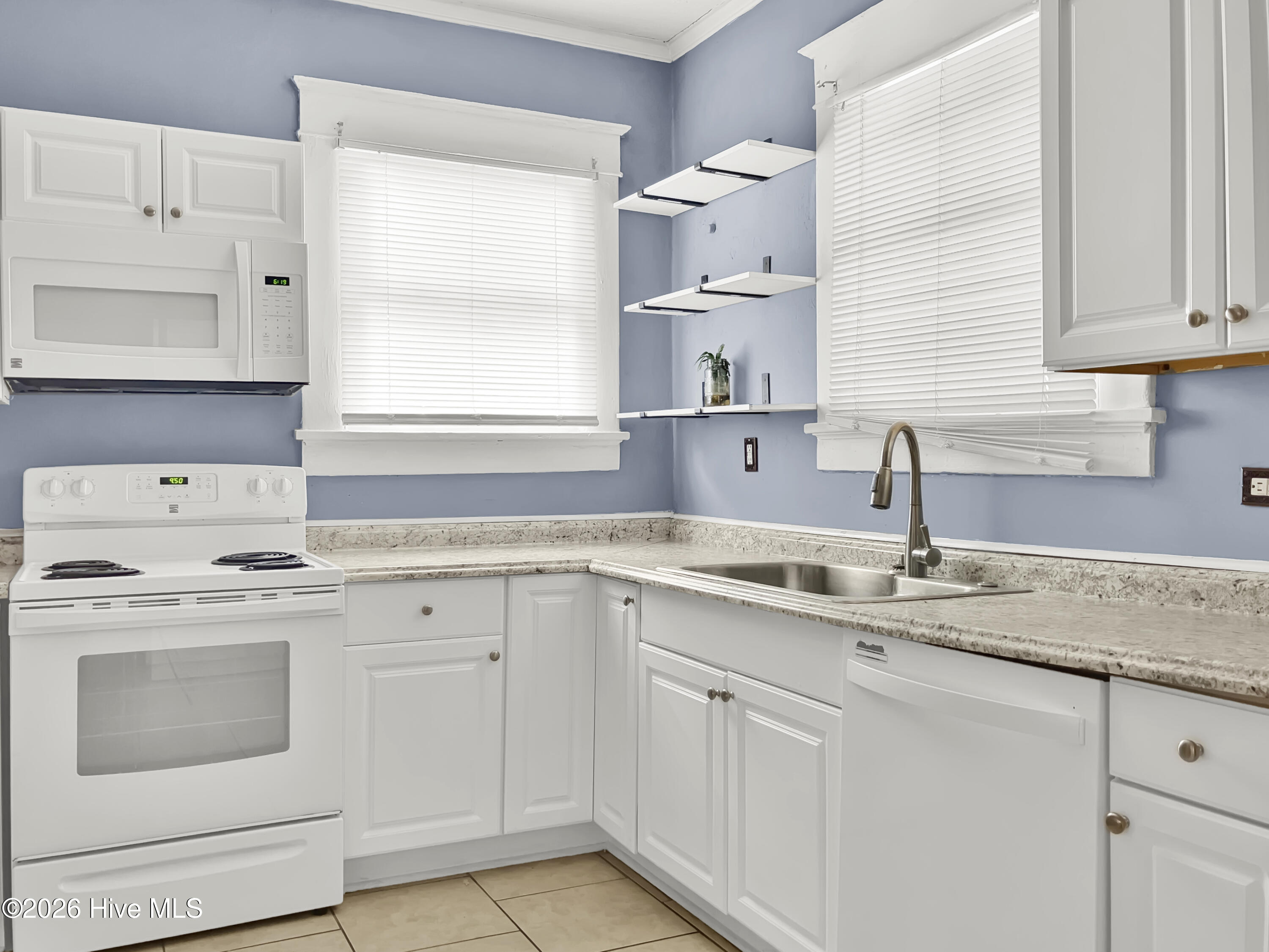 2407 Wrightsboro Road, Unit B Augusta, GA 30904 - Photo 2 of 12 8e1b9828d3c3be6838ede0c48f8f9ec67a2f67ae