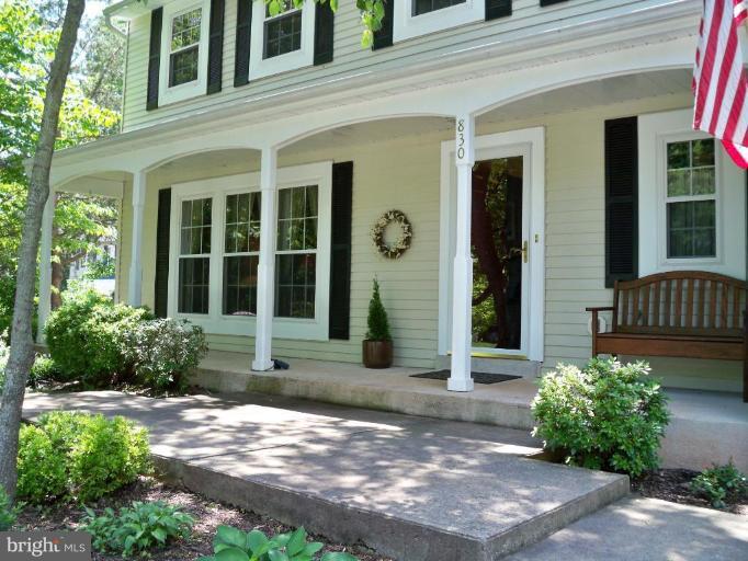830 Potomac Ridge Court Sterling, VA 20164 - Photo 3 of 16 Front porch
