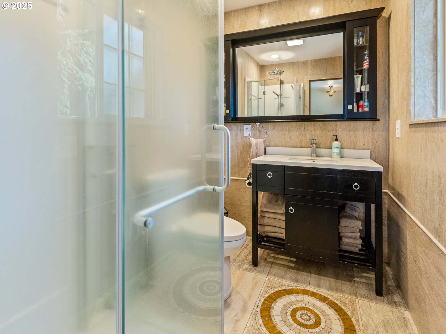 28282 Southwest Mountain Road West Linn, OR 97068 - Photo 28 of 45 Family Room