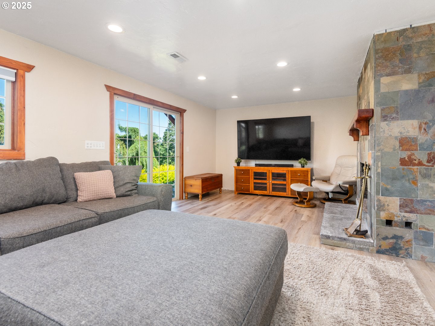 28282 Southwest Mountain Road West Linn, OR 97068 - Photo 34 of 45 Barn