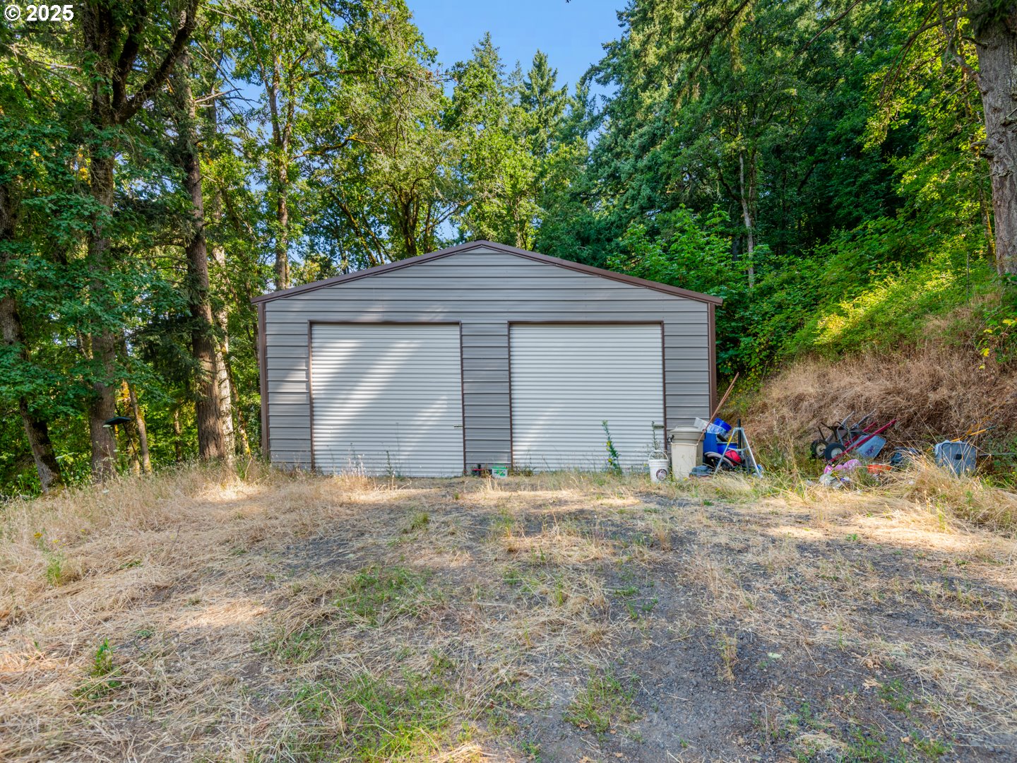 28282 Southwest Mountain Road West Linn, OR 97068 - Photo 9 of 45 Living Room