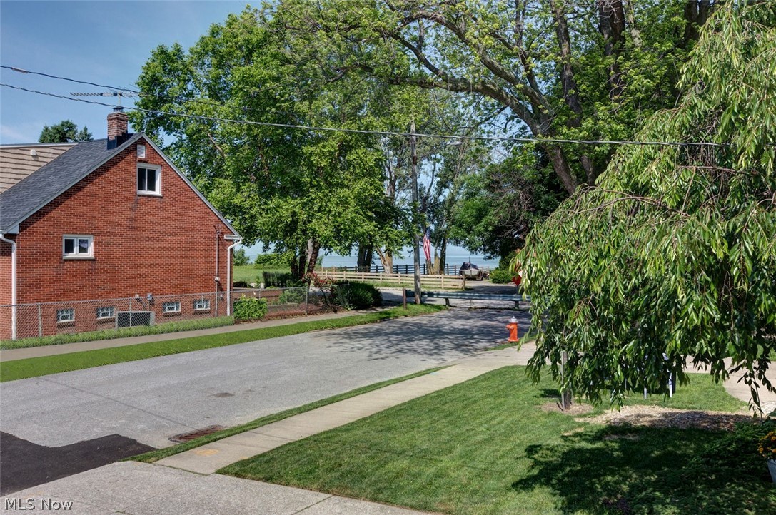 17509 Crestland Road Cleveland, OH 44119 - Photo 30 of 32 Gallery Image 30
