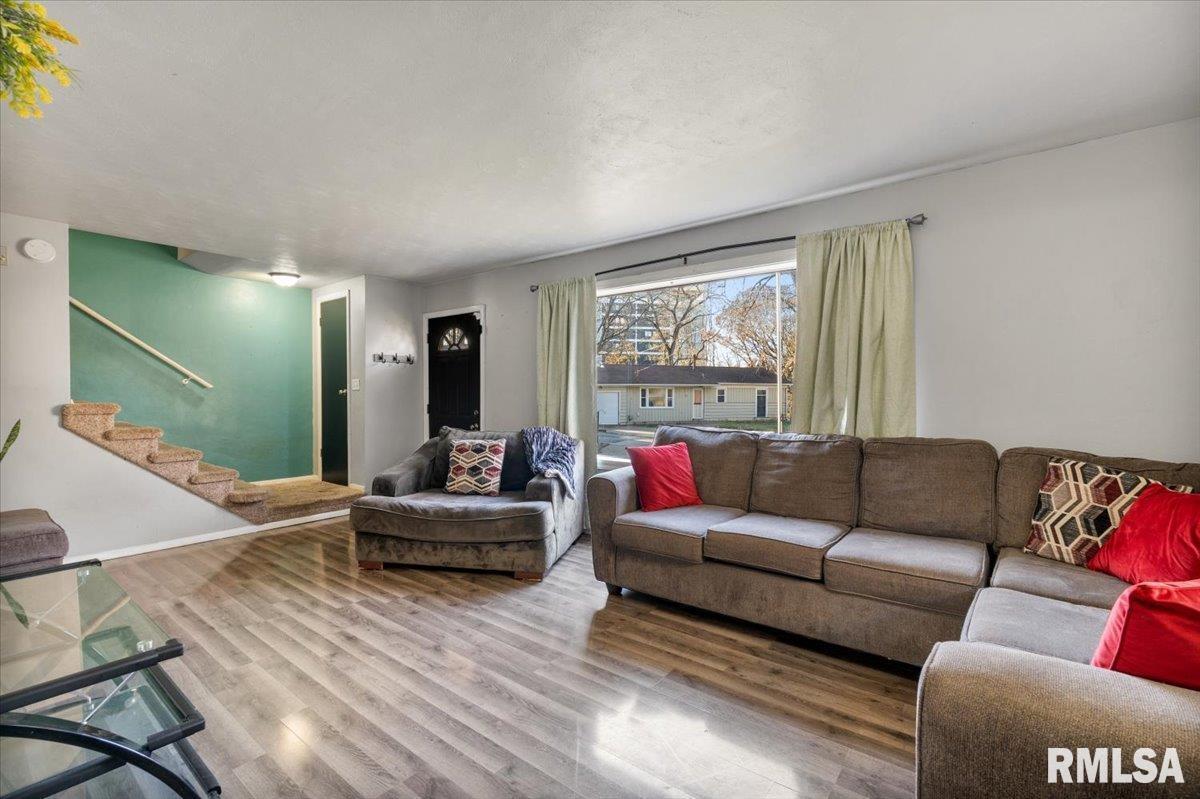 337 5th St Court Silvis, IL 61282 - Photo 14 of 42