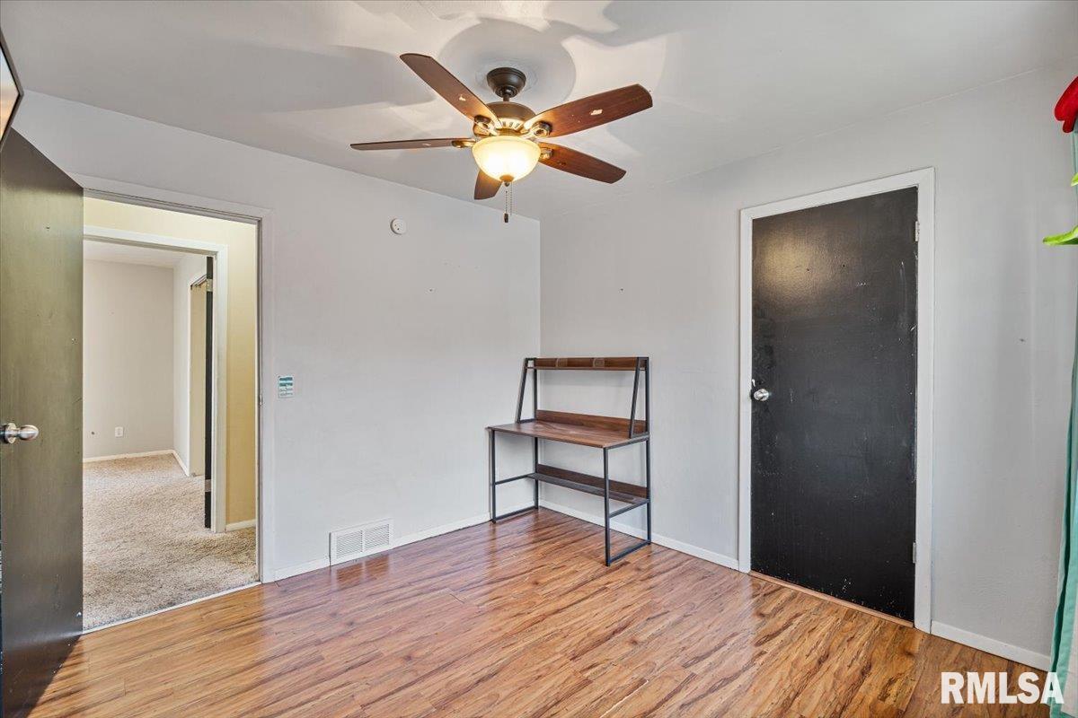 337 5th St Court Silvis, IL 61282 - Photo 34 of 42