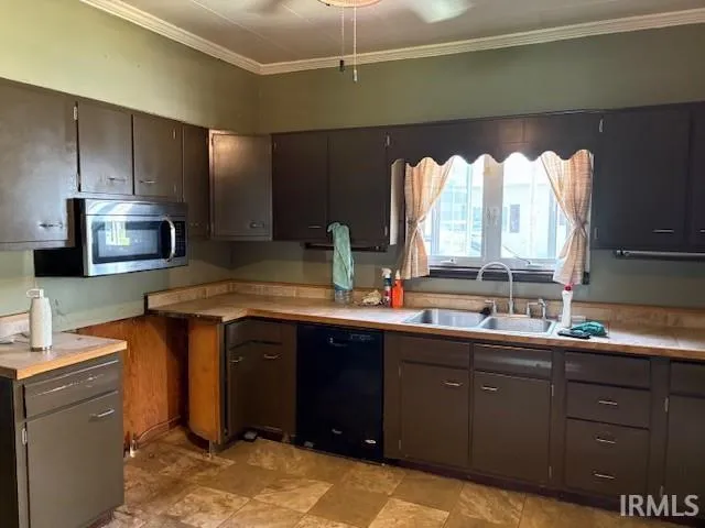 $94,900 | 120 West North A Street, Gas City, IN 46933