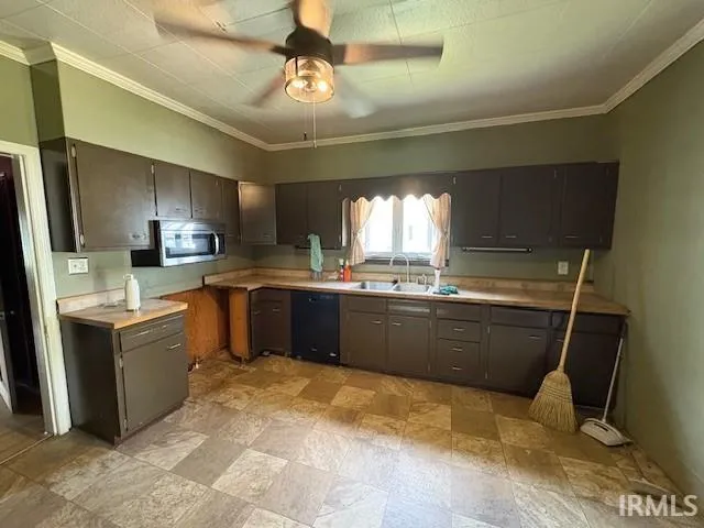 $94,900 | 120 West North A Street, Gas City, IN 46933