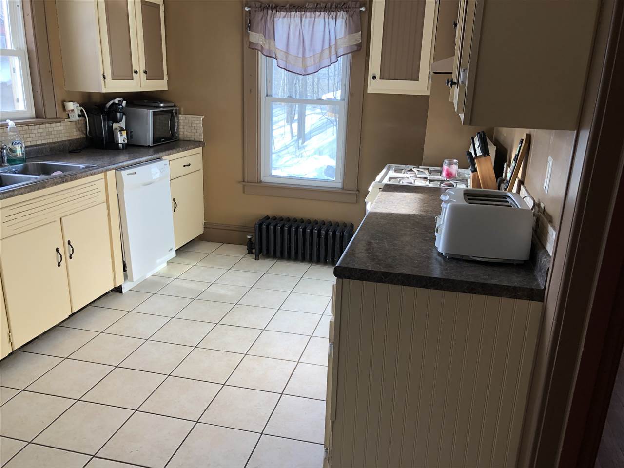 233 Summer Street Springfield, VT 05156 - Photo 2 of 13