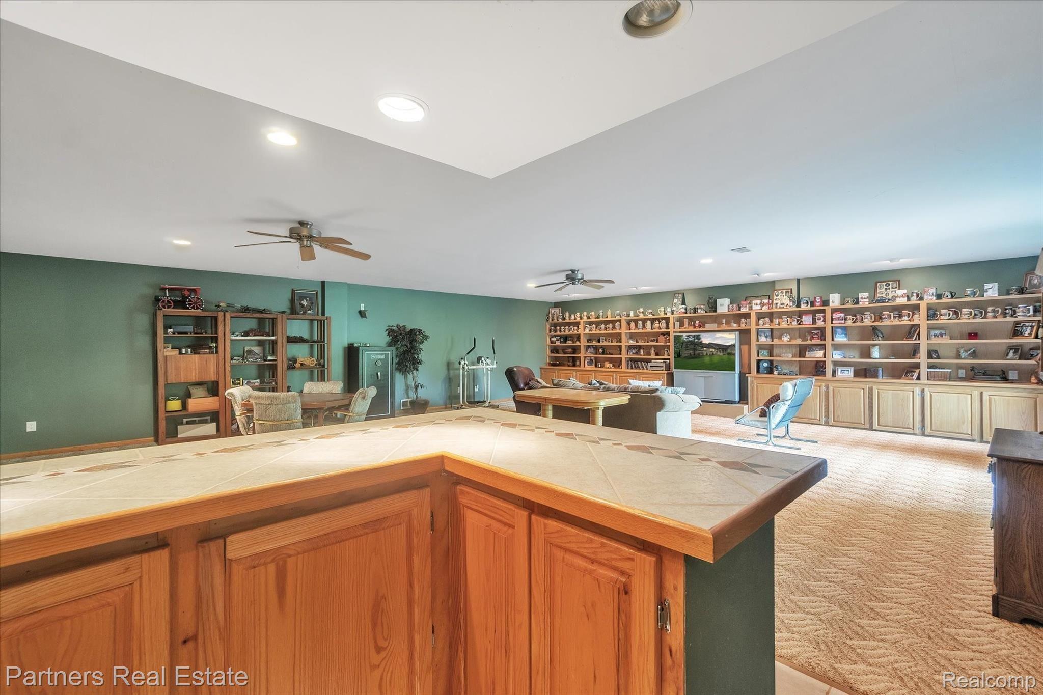 7529 Clyde Road Fenton, MI 48430 - Photo 35 of 51 33-7529-Clyde-Rd-WindowStill-Real-Estate-Photography-33.jpg