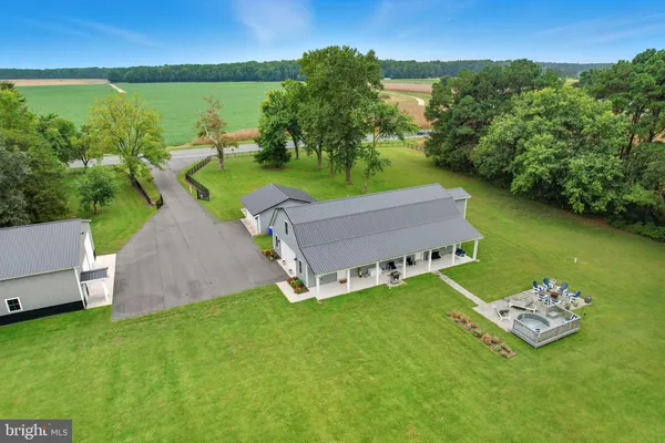 $800,000 | 10463 Beach Highway, Greenwood, DE 19950