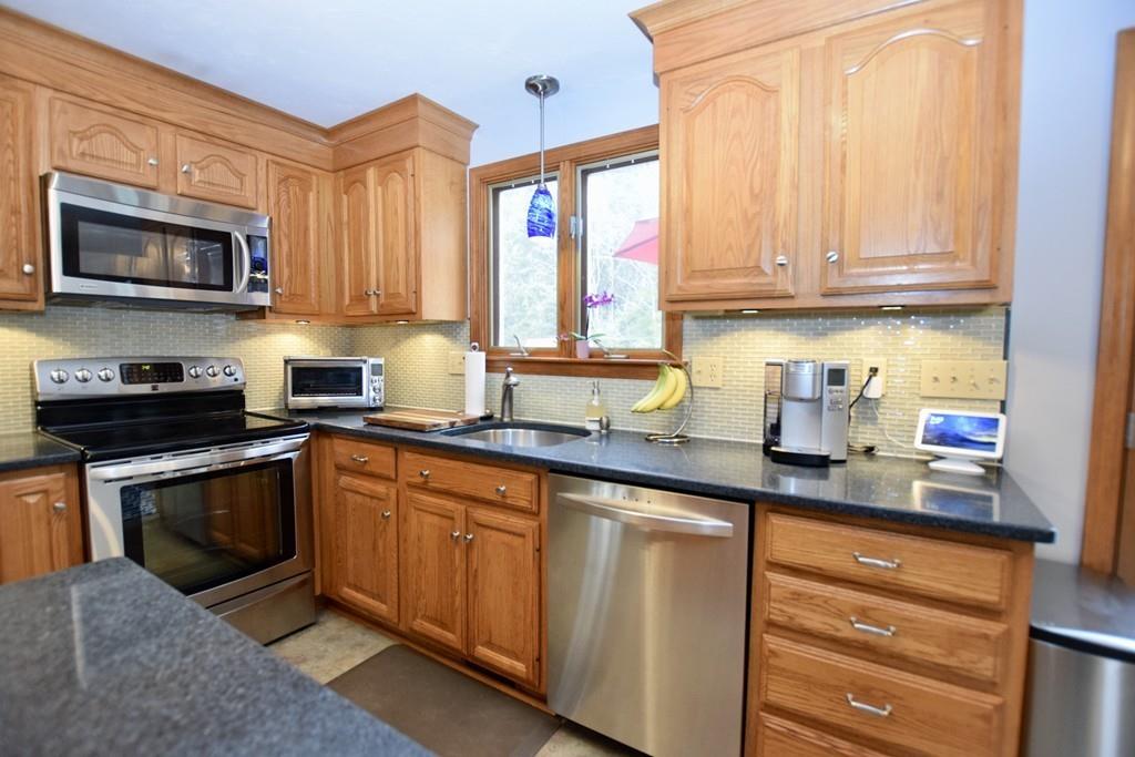 6 Bittersweet Road Lakeville, MA 02347 - Photo 10 of 39 Gallery Image 10